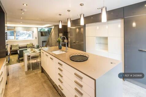 Shared Kitchen - Ground Floor