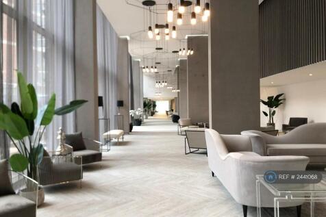 Residents Lounge/Reception