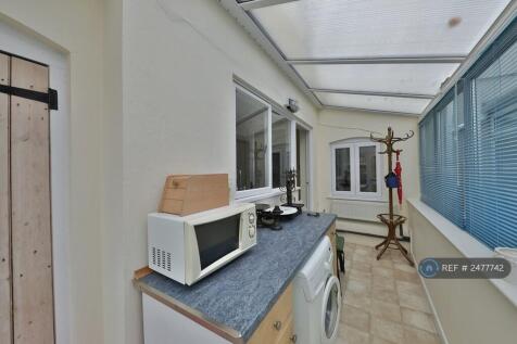 Wet Room/Conservatory &amp; Downstairs Toilet