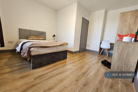 Bedroom With Ensuite