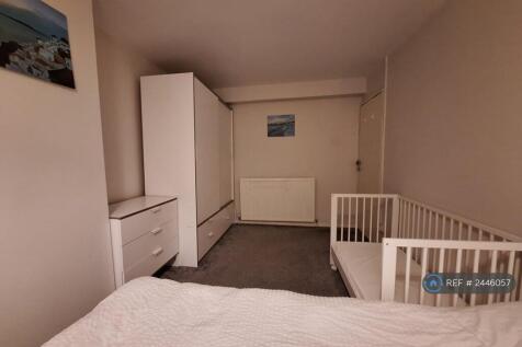 Bedroom 1 - Double