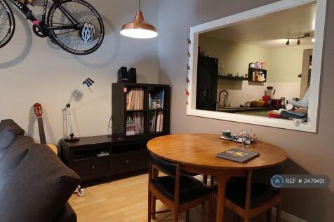 Dining Area w/ Storage Display