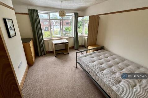 Rear Bedroom