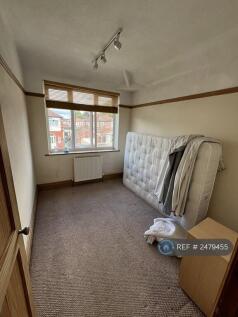 Bedroom/Office