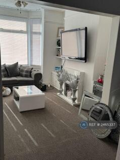 Lounge 2