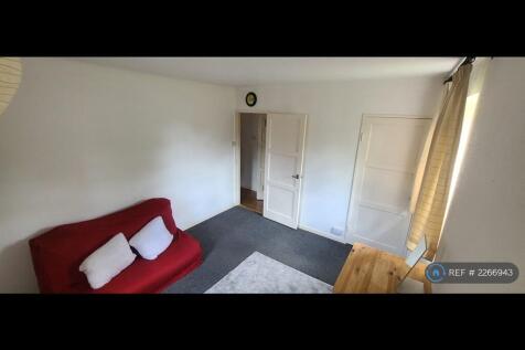 Bedroom 1 . Rhs Door Is a Cupboard / Wardrobe 