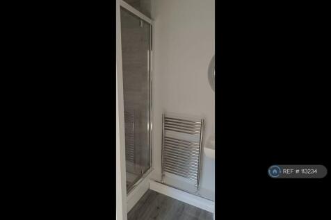 Master En-Suite