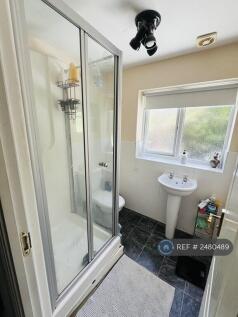 Master En-Suite