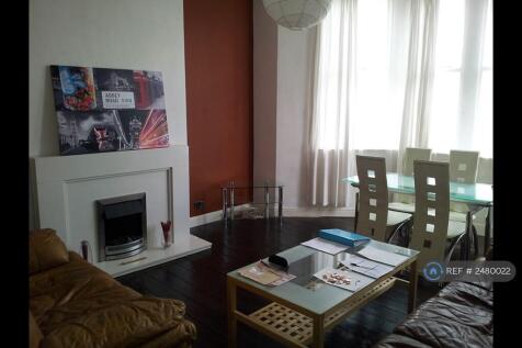 Living &amp; Dining Room