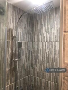 En-Suite Shower 