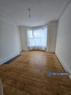 Double Bedroom 2
