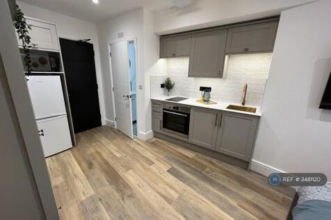 Room 9 Kitchen