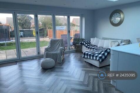 Open Kitchen/Dining/Lounge