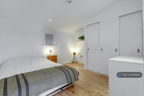 Bedroom Top Floor