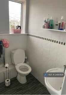 Toilet/Bathroom