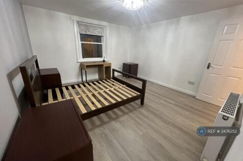 Bedroom 1 With Ensuite 