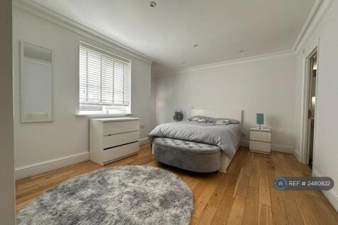 Master Bedroom 3
