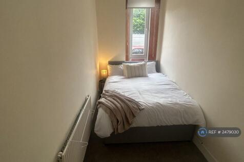Small Double Bedroom