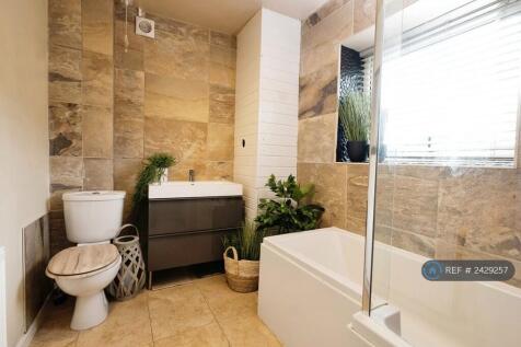 Main Bathroom -Shared