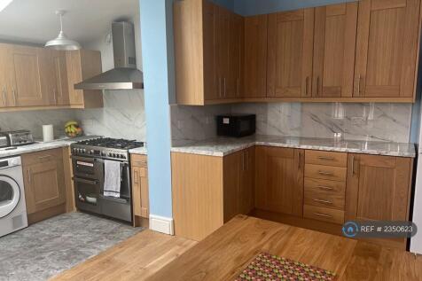 Open Plan Kitchen &amp; Dining Room