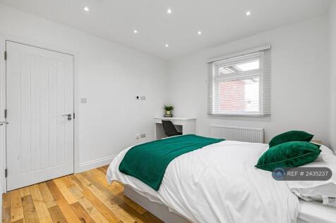 En-Suite Bedroom