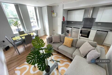 Great Space For Entertaining 