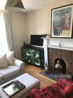 Rear Snug/Dining Room