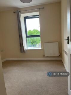 Bedroom 2 (Double)
