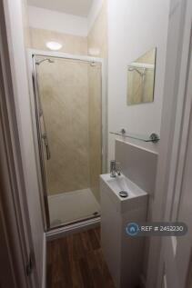Room 1 Ensuite