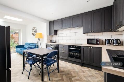 Kitchen/Living Space