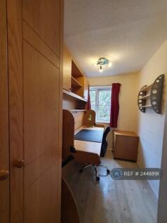 Office/Bedroom 1