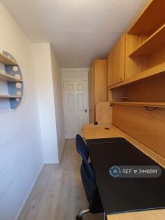 Office/Bedroom 3