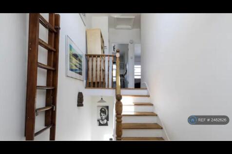 Stairs Between Upper And Lower Bedrooms