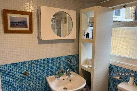 Bathroom 2
