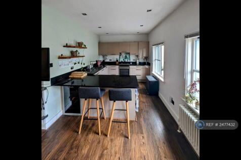 Kitchen (Open Plan)