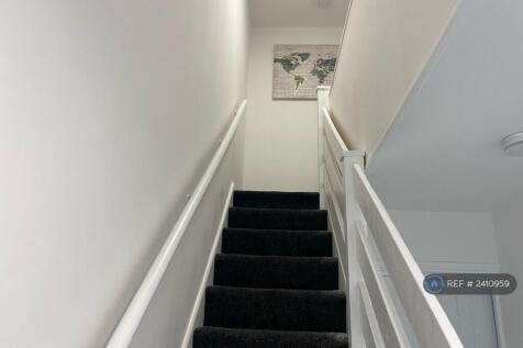 Stairs/Hallway
