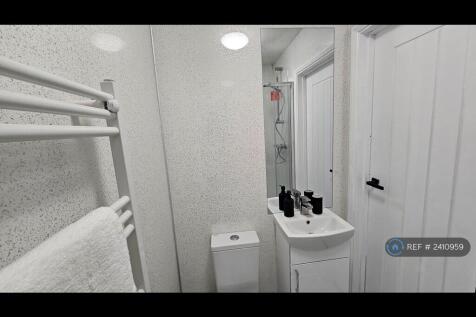 Ensuite Bathroom