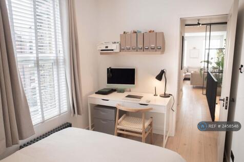 Bedroom 2 / Office