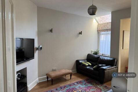 Rear Lounge/Dining Room