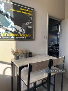 Breakfast Bar/Work Station 