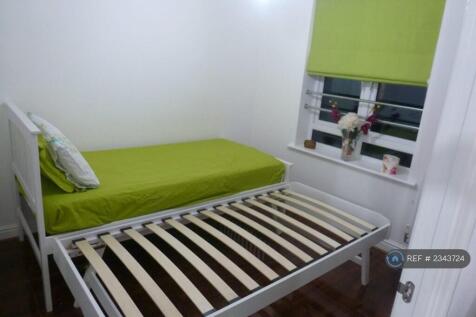 Pullout Bed Room To Rent