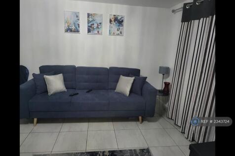 Livingroom Sofabed 2