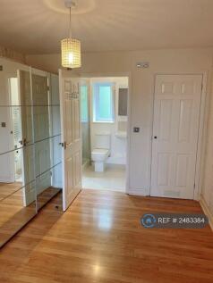 Master En-Suite