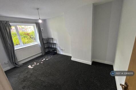 Rear Bedroom