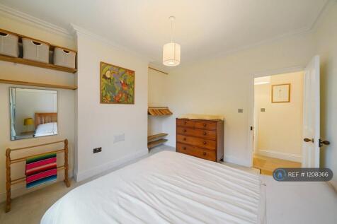 Double Bedroom With King Bed