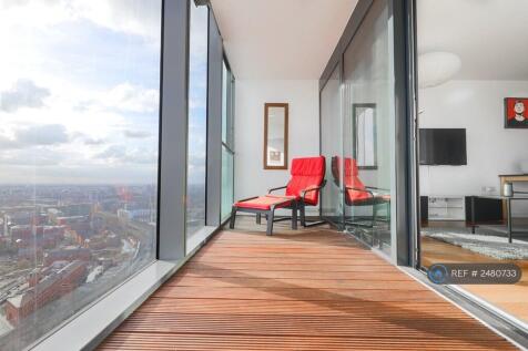 Balcony/Lounge