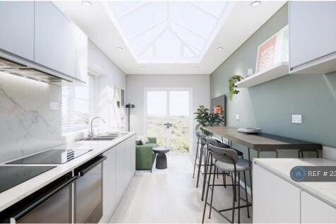 Communal Kitchen &amp; Living Area