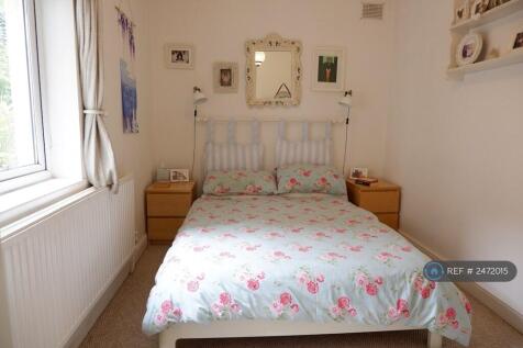 Very Quiet Bedroom At The Rear
