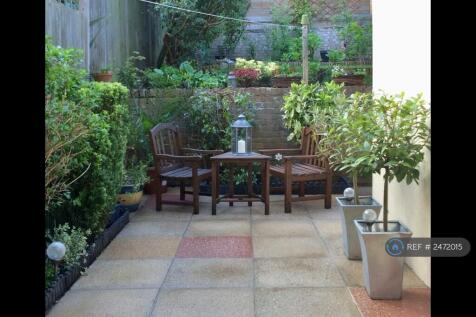 Private, Secluded Patio. Great For Bbqs