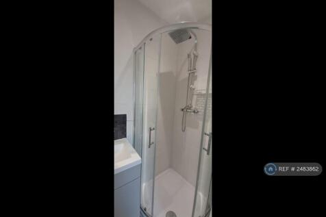 Ensuite Bathroom Shower